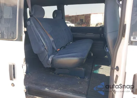 1998 Chevrolet Astro из США, поврежденный, VIN 1GNDM19W4WB166450